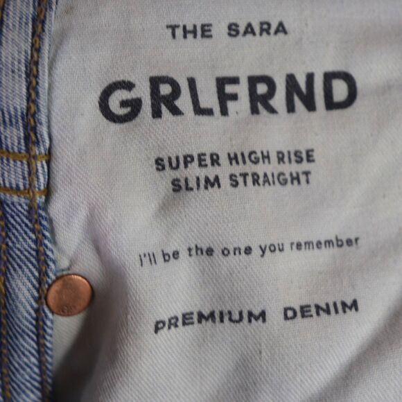 GRLFRND Sara Super High Rise Slim Straight jeans Size 27 - Picture 8 of 10